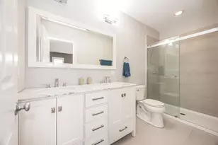 3401 N Racine Ave, Chicago, IL 60657 - Photo 16