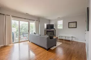 3401 N Racine Ave, Chicago, IL 60657 - Photo 4