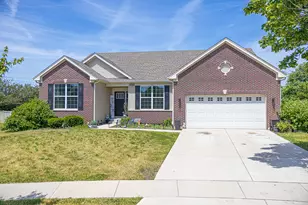 1112 Marion Ct, Shorewood, IL 60404 - Photo 1