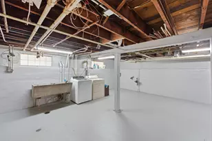 3829 W Addison St, Chicago, IL 60618 - Photo 30