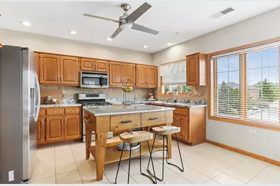 11535 Settlers Pond Way #3B, Orland Park, IL 60467 - Photo 6