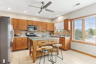 11535 Settlers Pond Way, Orland Park, IL 60467 - Photo 6