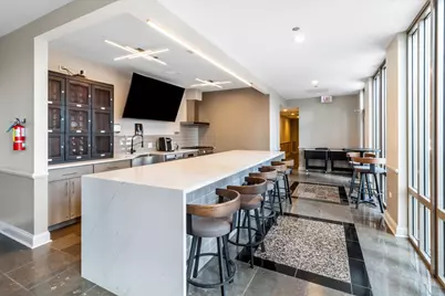 530 N Lake Shore Drive #2005, Chicago, IL 60611 - Photo 6