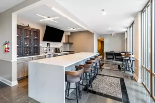 530 N Lake Shore Dr, Chicago, IL 60611 - Photo 6