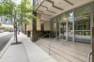 530 N Lake Shore Dr, Chicago, IL 60611 - Photo 2