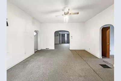 105 W High Street, Orangeville, IL 61060 - Photo 10
