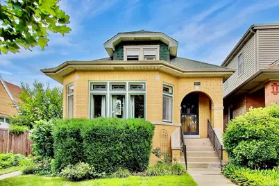 5829 N Mobile Avenue, Chicago, IL 60646 - Photo 1