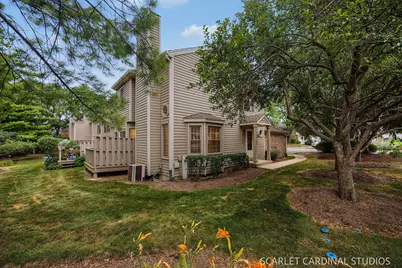 27W194 Emerson Court, Winfield, IL 60190 - Photo 2