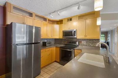 437 Cavalier Court #310, Dundee, IL 60118 - Photo 6