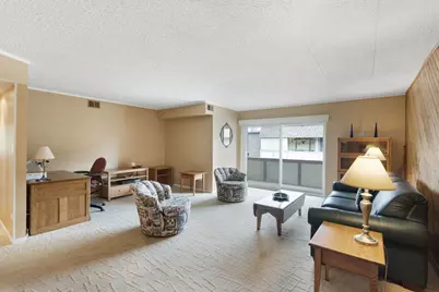 437 Cavalier Court #310, Dundee, IL 60118 - Photo 2