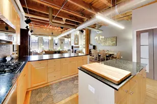 520 W Huron St, Chicago, IL 60654 - Photo 16