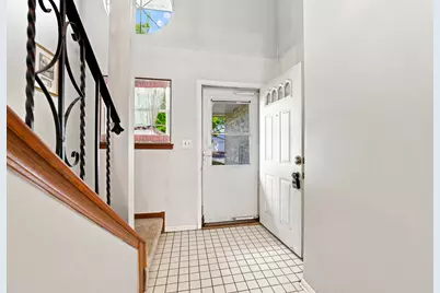 875 N Tamarac Boulevard, Addison, IL 60101 - Photo 4