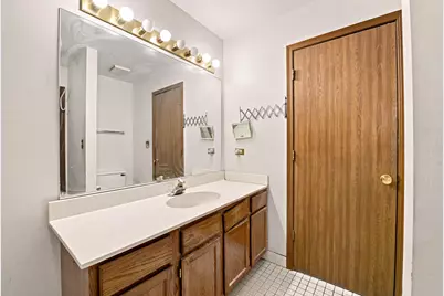 875 N Tamarac Boulevard, Addison, IL 60101 - Photo 20