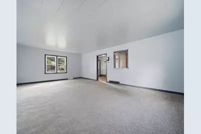 704 12th Avenue, Sterling, IL 61081 - Photo 8