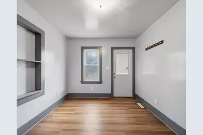 704 12th Avenue, Sterling, IL 61081 - Photo 14