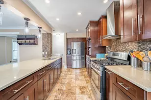 234 Algonquin Ct, Bolingbrook, IL 60440 - Photo 8