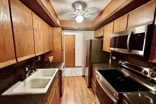 540 Biesterfield Rd, Elk Grove Village, IL 60007 - Photo 8