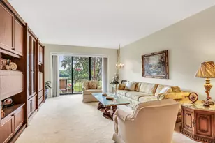 250 W Parliament Pl, Mount Prospect, IL 60056 - Photo 8