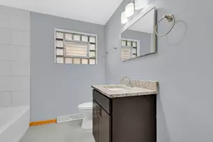 2119 S Grove St, Blue Island, IL 60406 - Photo 10