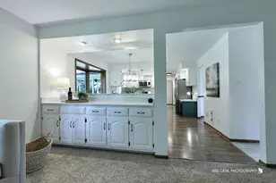 14826 Ridgewood Dr, Oak Forest, IL 60452 - Photo 10