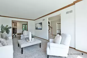 14826 Ridgewood Dr, Oak Forest, IL 60452 - Photo 6