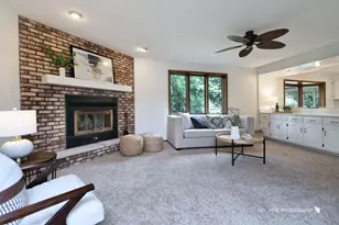 14826 Ridgewood Dr, Oak Forest, IL 60452 - Photo 8