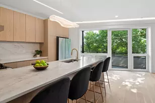 1656 N Bosworth Ave, Chicago, IL 60642 - Photo 8