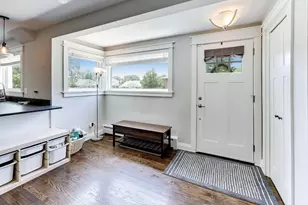 703 Webster Ave, Wheaton, IL 60187 - Photo 2