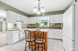 51 Dawn Ave, Plano, IL 60545 - Photo 14