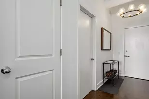 [Address not provided], Chicago, IL 60654 - Photo 4