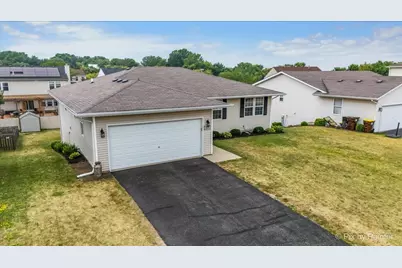 8358 Crooked Bend Road, Machesney Park, IL 61115 - Photo 2