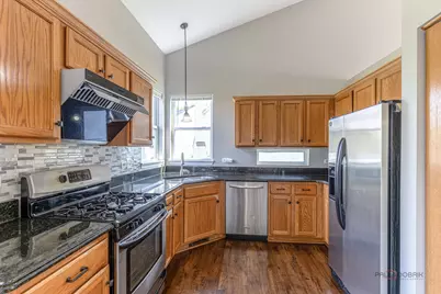 732 Wildflower Circle, Naperville, IL 60540 - Photo 16