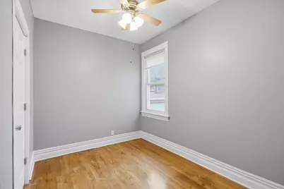 4340 N Drake Avenue, Chicago, IL 60618 - Photo 10