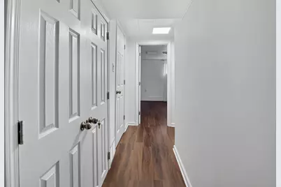 576 Dara James Road, Des Plaines, IL 60016 - Photo 20