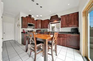 2715 S 61st Ave S, Cicero, IL 60804 - Photo 12