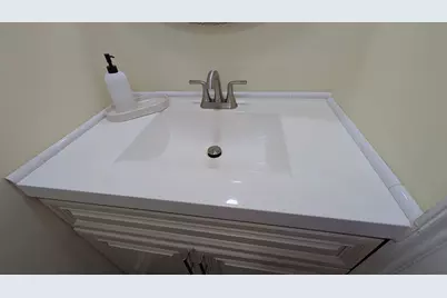 7 Crestview Lane #9, Vernon Hills, IL 60061 - Photo 8