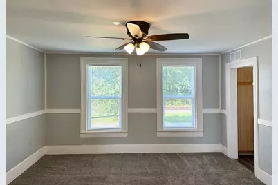 326 Railroad Street #2, Woodstock, IL 60098 - Photo 2