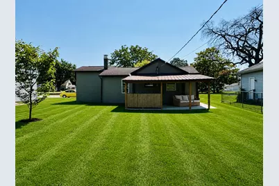 130 S Iowa Avenue, Ladd, IL 61329 - Photo 4