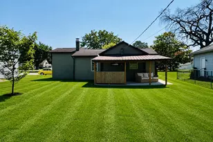 130 S Iowa Ave, Ladd, IL 61329 - Photo 4