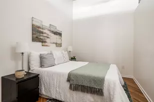 210 S Desplaines St, Chicago, IL 60661 - Photo 16