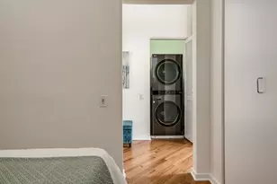 210 S Desplaines St, Chicago, IL 60661 - Photo 18