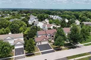 18774 W Glenhurst Dr, Lake Villa, IL 60046 - Photo 2