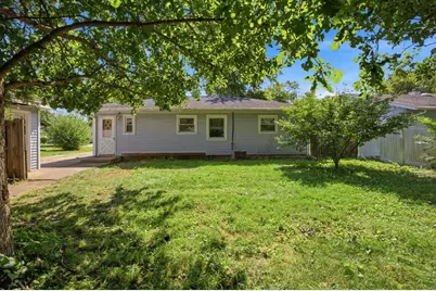 1329 Chippewa Drive, Ottawa, IL 61350 - Photo 10