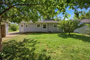 1329 Chippewa Dr, Ottawa, IL 61350 - Photo 10