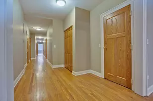 5419 S Hyde Park Blvd, Chicago, IL 60615 - Photo 2