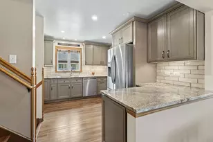 707 Houston St, Lemont, IL 60439 - Photo 10