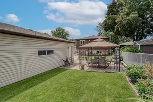 707 Houston St, Lemont, IL 60439 - Photo 6