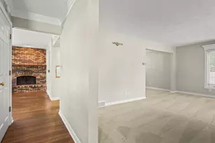 1770 Sweetbriar Ln, Rockford, IL 61107 - Photo 12