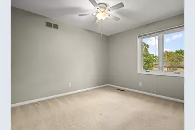 1770 Sweetbriar Lane, Rockford, IL 61107 - Photo 32