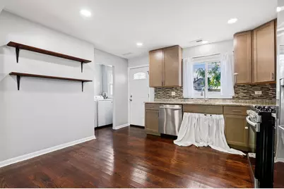 6243 Birmingham Street, Chicago Ridge, IL 60415 - Photo 8